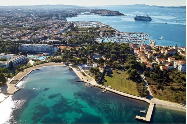 Novi Apartman Beti Blizu Plaze S Besplatnim Parkingom, Puntamika - Zadar Exterior foto