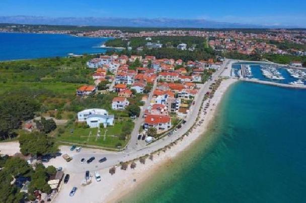 Novi Apartman Beti Blizu Plaze S Besplatnim Parkingom, Puntamika - Zadar Exterior foto